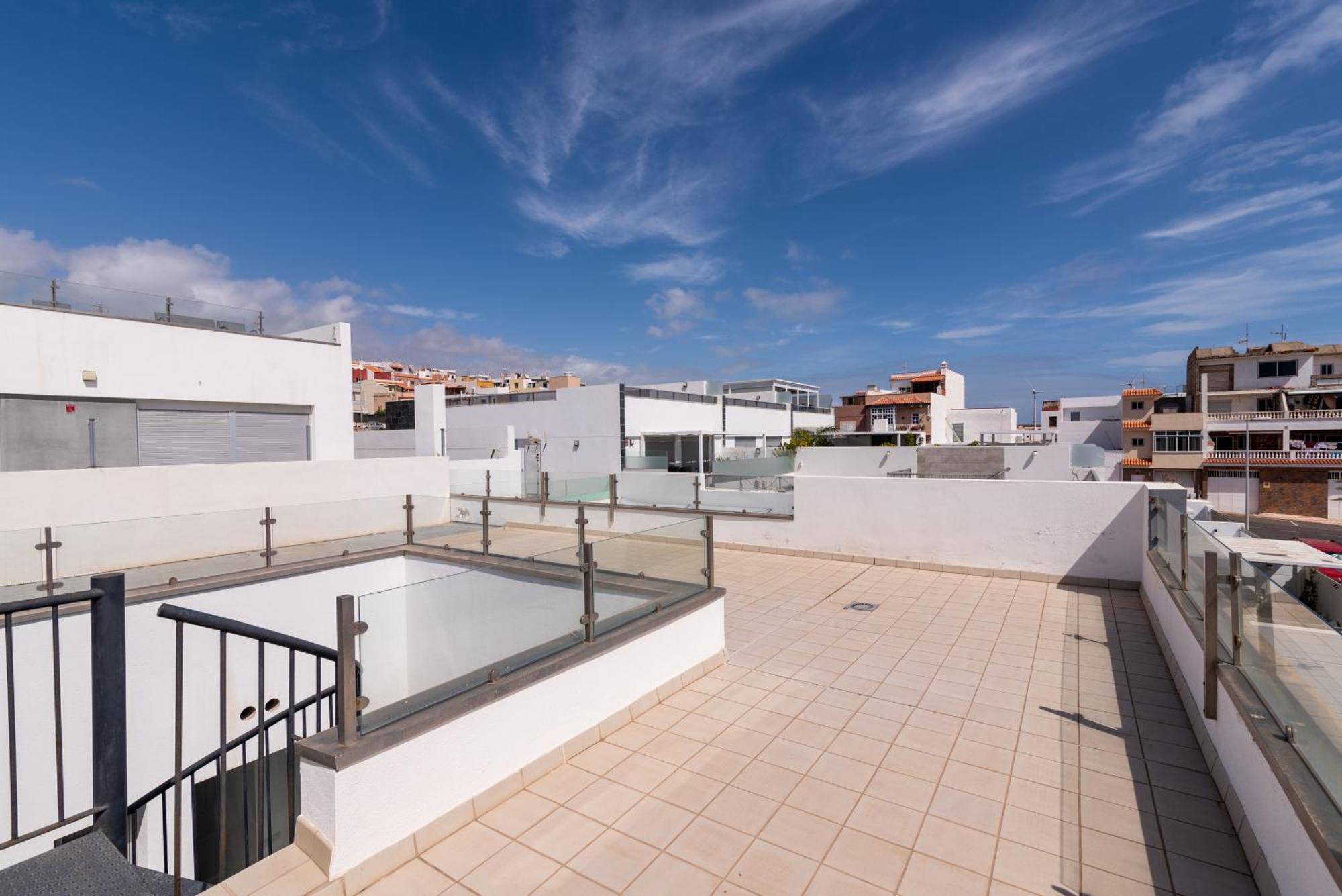 House Near The Beach W Sea View Arico Bagian luar foto
