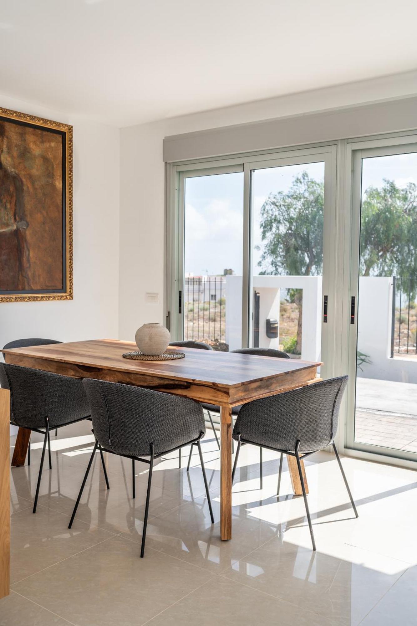 House Near The Beach W Sea View Arico Bagian luar foto