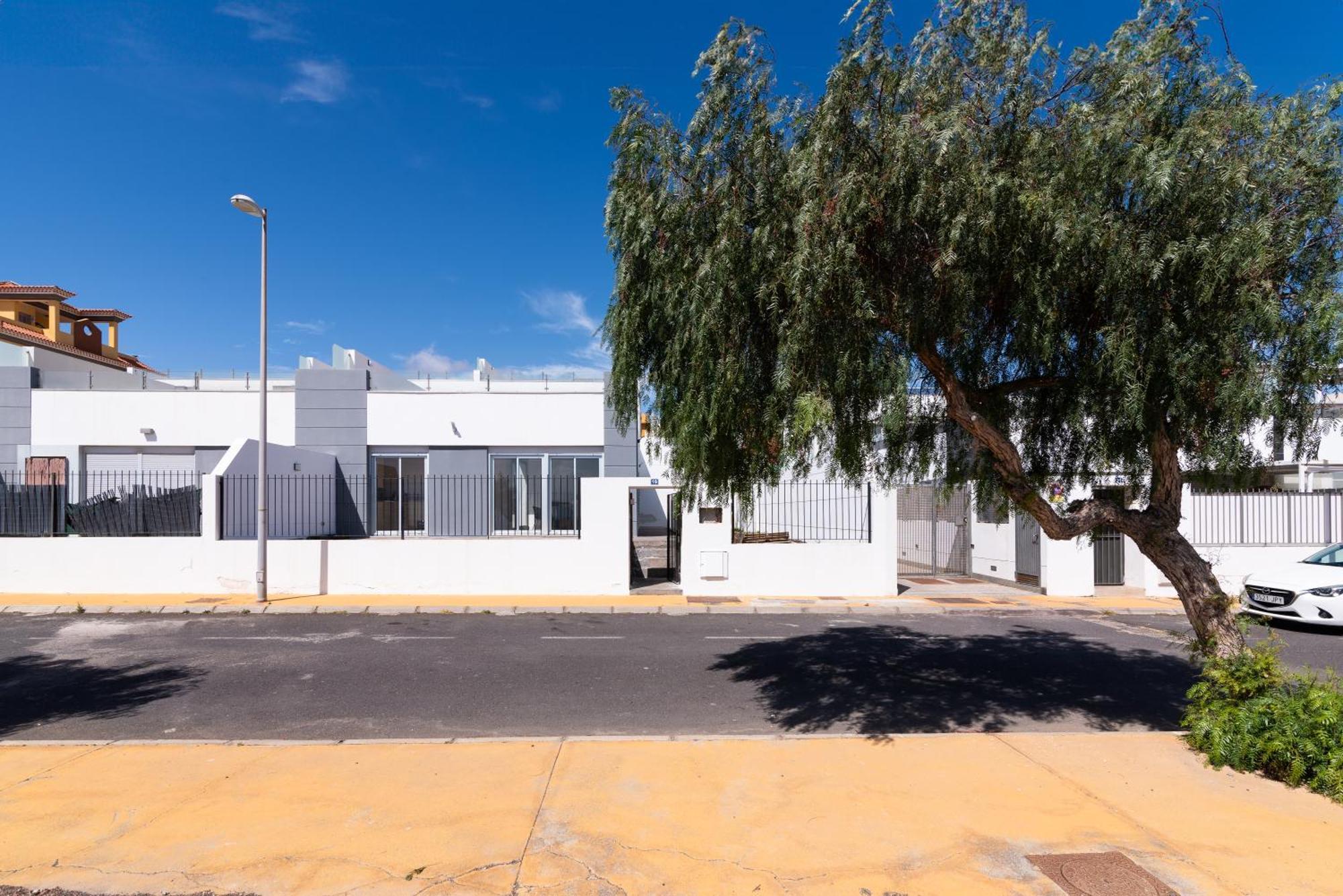 House Near The Beach W Sea View Arico Bagian luar foto
